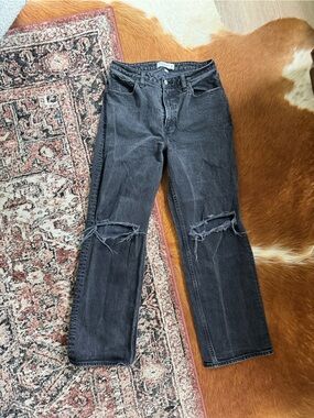 Abercrombie & Fitch Curve Love Distressed “The 90s Relaxed Jean- High Rise”